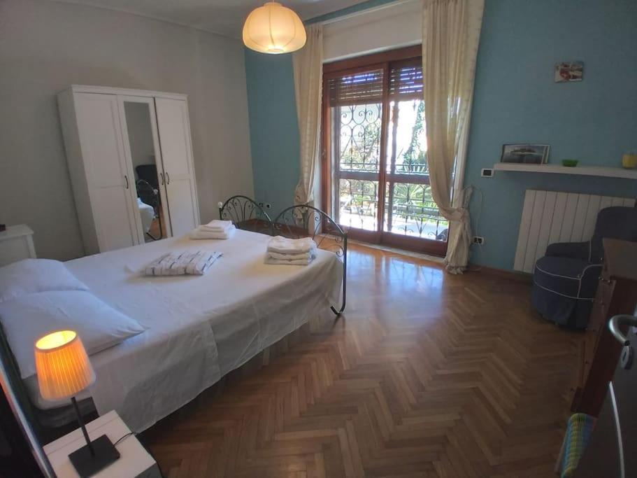 Casa Del Capitano Bed and Breakfast Napoli Esterno foto