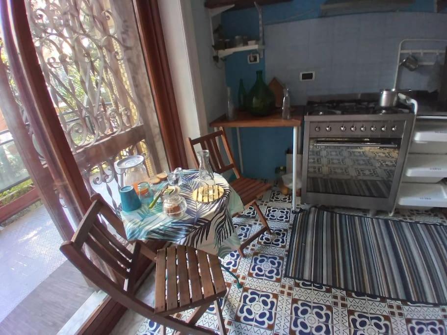 Casa Del Capitano Bed and Breakfast Napoli Esterno foto